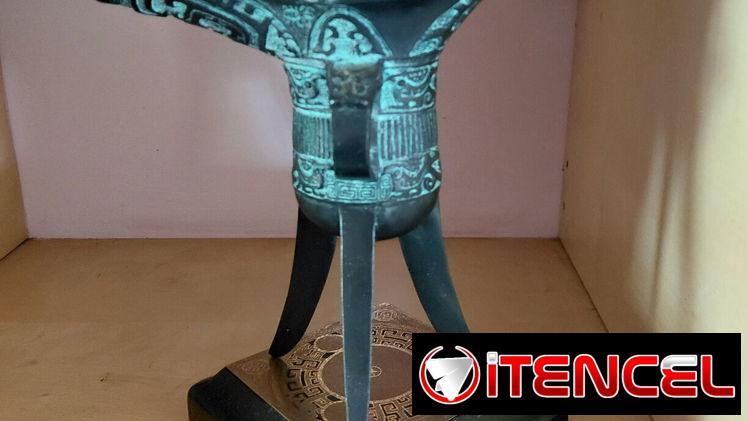Recipiente de vino Fuxin de bronce. — foto 1