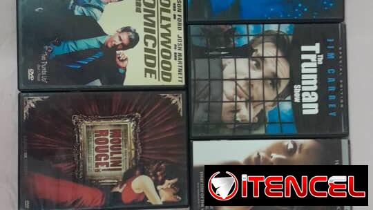 En venta películas DVD y Blu-ray en 1 USD cada una. Interesados contactar al número: 52763185