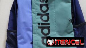 Mochila original marca ADIDAS. para TRABAJO, UNIVERSIDAD,ESCUELA.