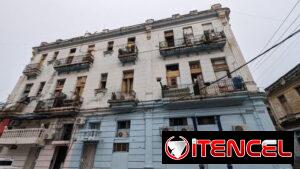 Esquina San Miguel y Oquendo,Apto 2do Piso Alto,Ptal Alto,2/4,En Barbacoa q hay q reparar...2 Balcones...53052463