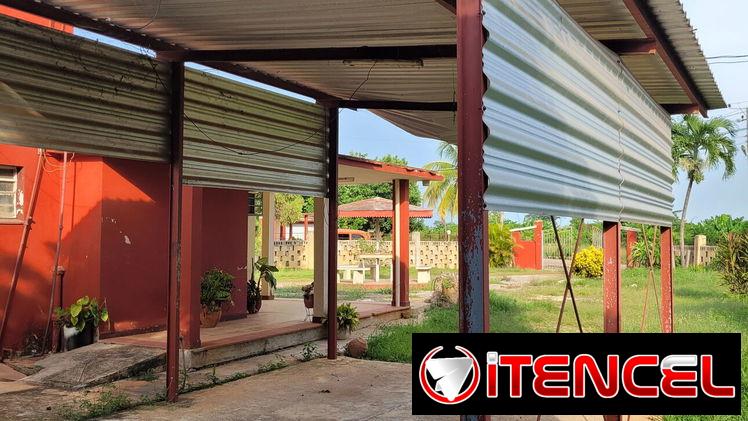 Se vende nave especial en excelentes condiciones.