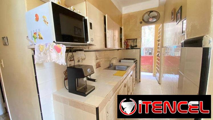 Venta biplanta Playa 3/4 y 3 baños Garaje 70mil usd 53582376 lista para vendervq