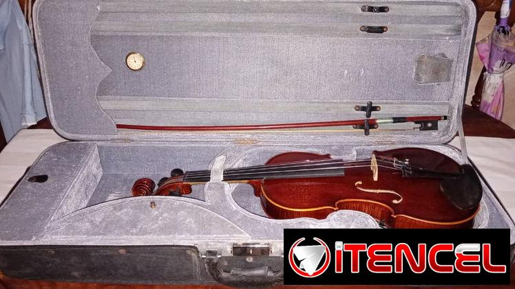 ✨Violín acústico✨