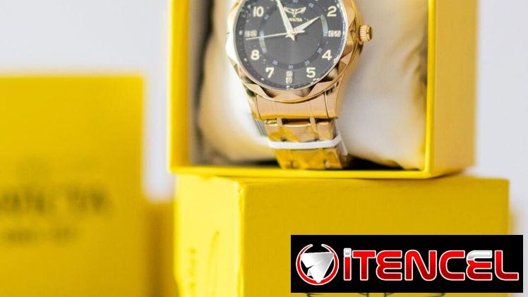 Reloj Invicta Dorado con Esfera Negra 🦋 $85