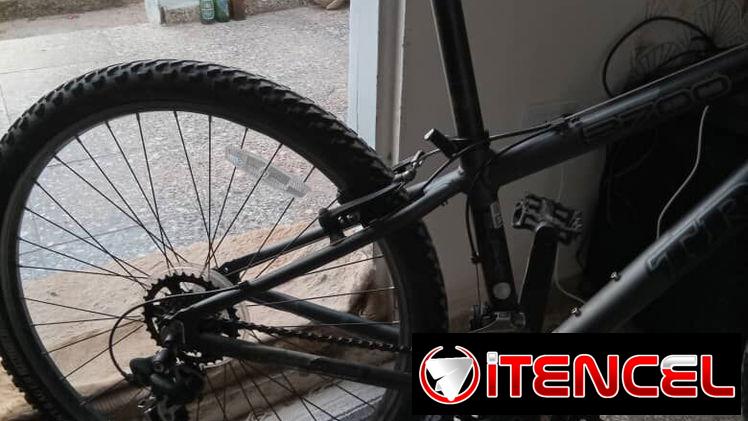 Bicicleta de uso pero en muy buen estado gomas como nueva. — foto 2