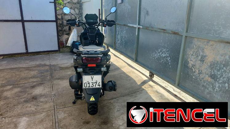 Scooter ADV Treck 150cc