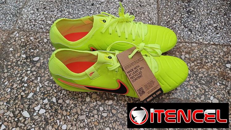 Nike tiempo con su etiqueta original de la tienda de Nike #44.5 y #46 — foto 1