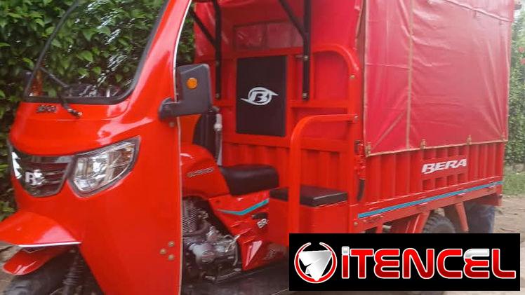 Triciclo de carga triciclo de combustión alquiler transporte rápido y seguro mudanza mercancía — foto 2