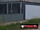 Casa en Arroyo Naranjo de 3 niveles, piscina, con terreno anexo y estructura ideal para negocio u otro apartamento.