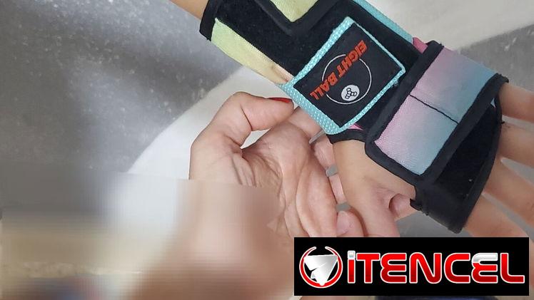 Juego de rodilleras, coderas y muñequeras para niña!