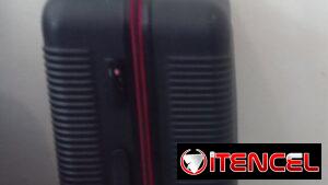 SE VENDE MALETA