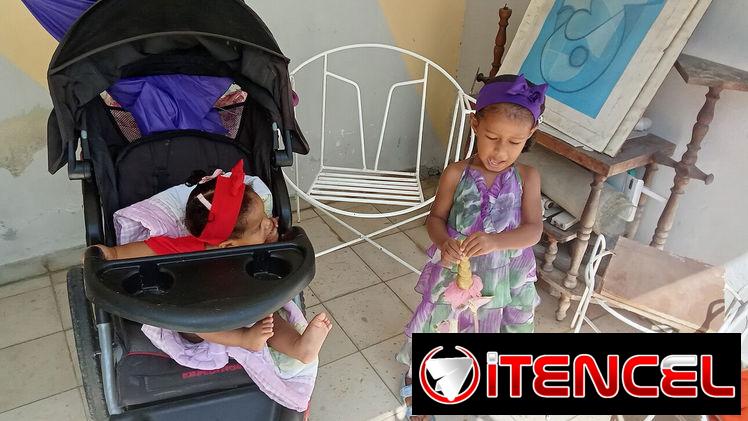 Se vende coche baby trend y corral de malla