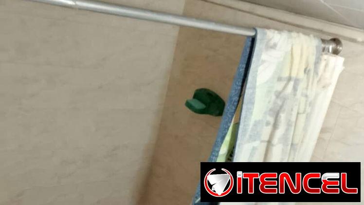 Casa puerta calle en Marianao por 112,2 cuartos y gas de calle