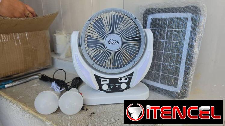 Ventilador recargable CLOUD venta por cantidad, con panel solar, luz y puerto USB