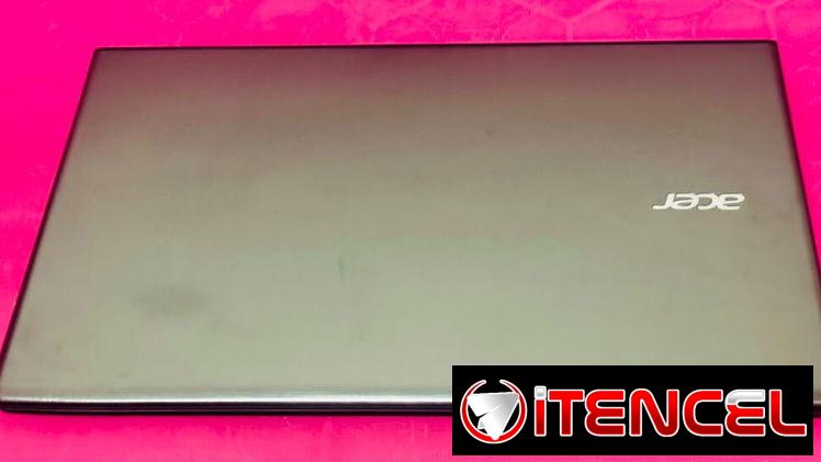 Laptop Acer 15.6 pulgadas HD — foto 2