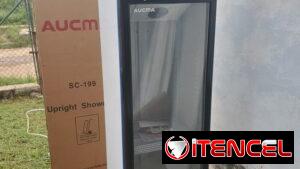 nevera ehibidora AUCMA DE 7.2 PIES trae 4 parrillas