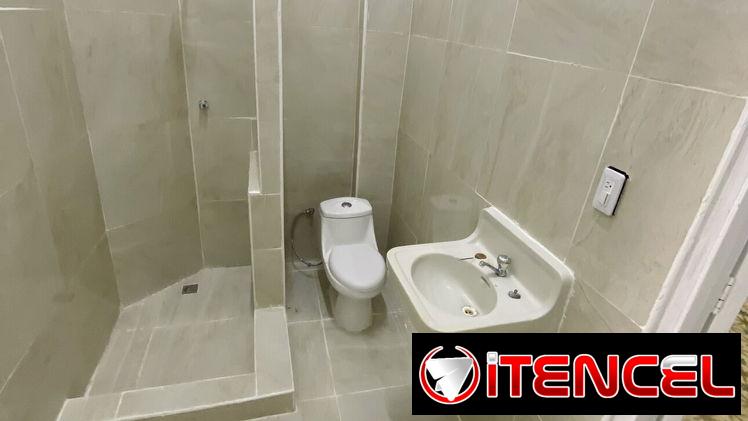 APARTAMENTO EN BAJOS VEDADO CERCA DEL 1830 — foto 4