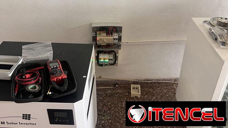 Servicio de instalación y montaje de inversores baterías y paneles — foto 1