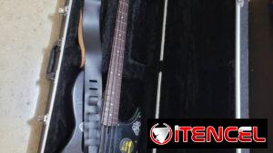 SE VENDE BAJO MARCUS MILLER CON SUS ACCESORIOS