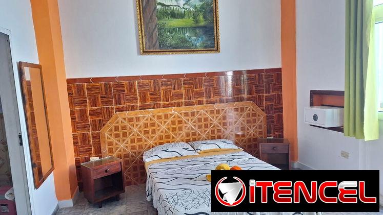 🏠*Se renta casa en Malecón, cuenta con 3 habitaciones, vista al mar cada una, respaldo energético y temática cubana — foto 1
