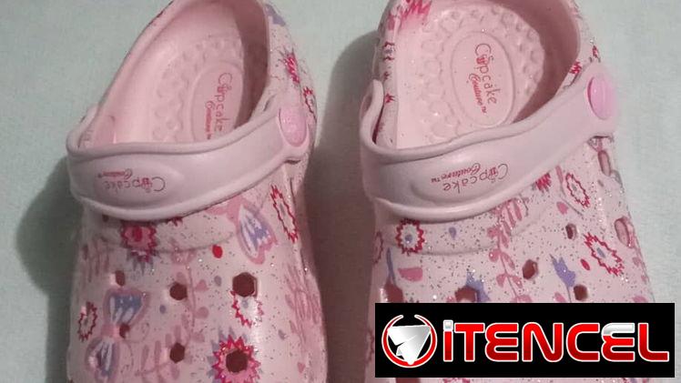 Zapatos  de niña — foto 1