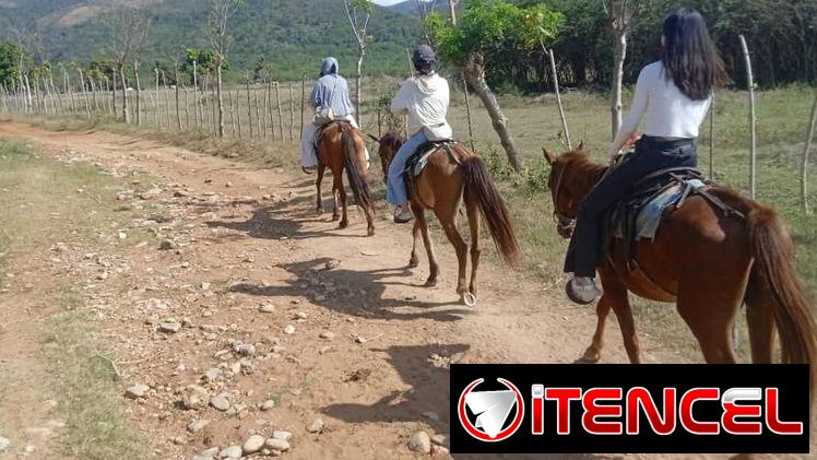 🐎🌿 EXCURSIÓN A CABALLO | CASCADA DE JAVIRA – TRINIDAD 🌿🐎
