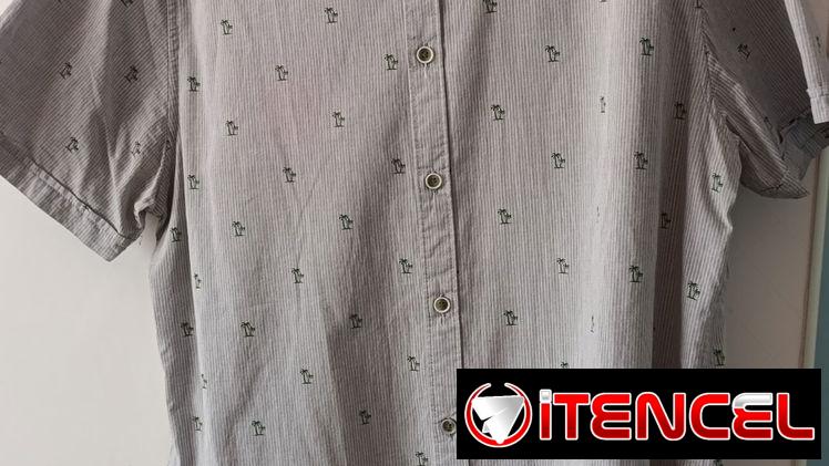 Camisas en exelente estado talla M/L según