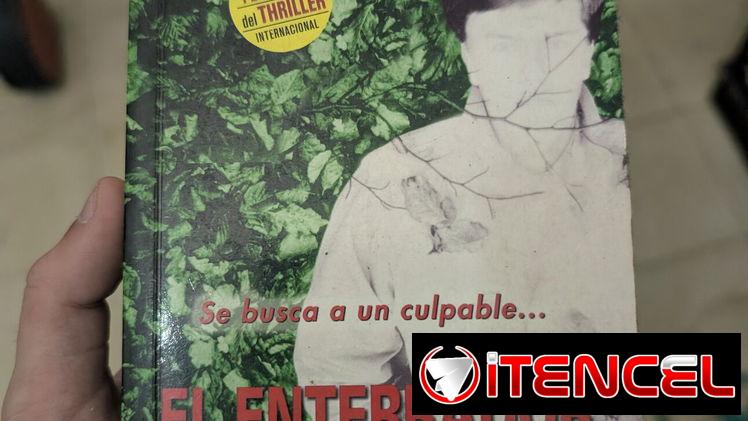El enterrador de muñecas