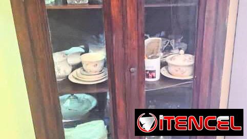 Se vende vitrina