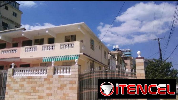 Alquiler de casa en bajos con garaje en el Vedado