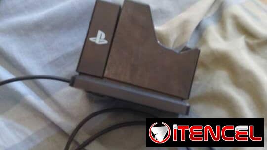 PS4 PIRATEADO 2 MANDOS+ BASE RECARGABLE CON JUEGOS