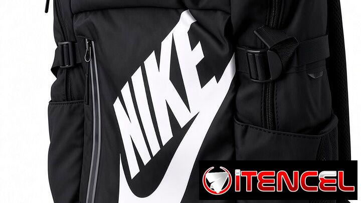 Mochila Nike NUEVA --- 15 usd — foto 1