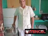 Enfermero para curas y cuidador adultos mayores y personas enfermas