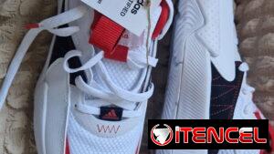 Adidas 100 %  originales de alemania con etiqueta 42y media