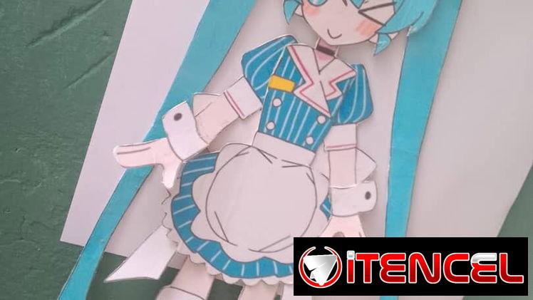 Personajes en cartulina