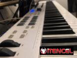 TECLADO MIDI ALESIS KEYLAB ESSENTIAL 88 + SOPORTE + PEDAL YAMAHA – 330 USD