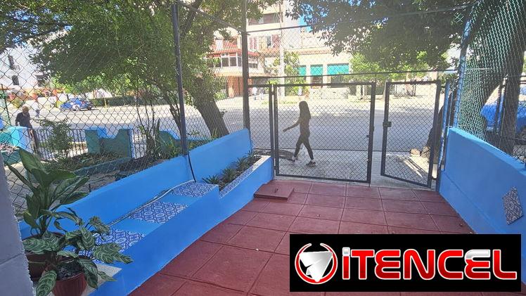 🏤Renta de casa de lujo en Vedado con respaldo energético 3 habitaciones VED-011 — foto 4