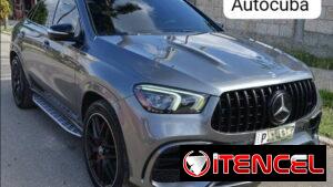 Mercedes-Benz GLE63s AMG 2022 título limpio.