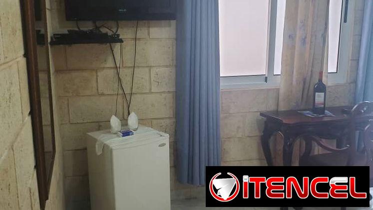 Casa de renta con piscina para parejas con respaldo energético total. Alquiler para parejas NV-005 — foto 3