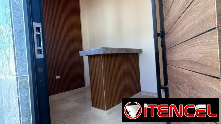 Casa en luyano a 3 cuadras de hija de Galicia — foto 3