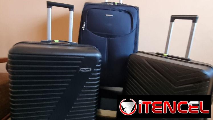 En venta maletas de viaje.