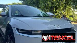 Carro eléctrico.