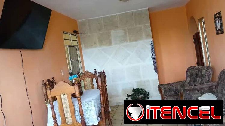 “$7000usd CON TODO DENTRO Y CON  MOTOCICLETA BUCATTI (haciendo 50km)  Se ajusta el precio vacío y sin moto.