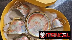 Juego de Tasas para Te Nuevo. de porcelana antigua.