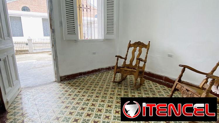 APARTAMENTO EN BAJOS VEDADO CERCA DEL 1830 — foto 2