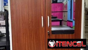 Closet importado con caja fuerte espejo llave mensajería incluida en varios lugares 210