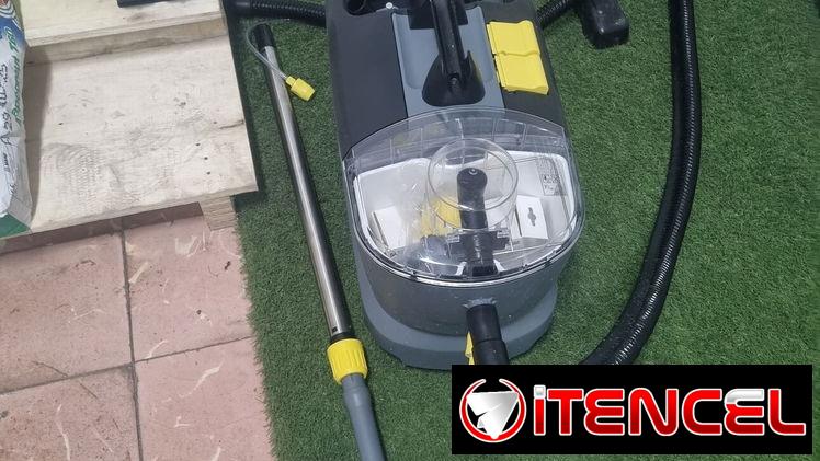 Limpiadora de Alfombra y tapicería Kärcher