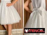 Preciosa bata de niña talla 12 (para niña 10/12 años 10 usd en el cotorro