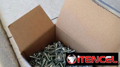Tornillos comecoco