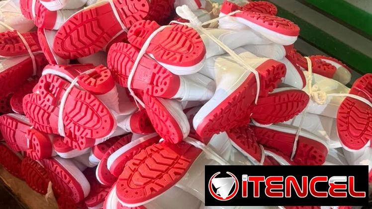 Venta mayorista de botas de agua — foto 2